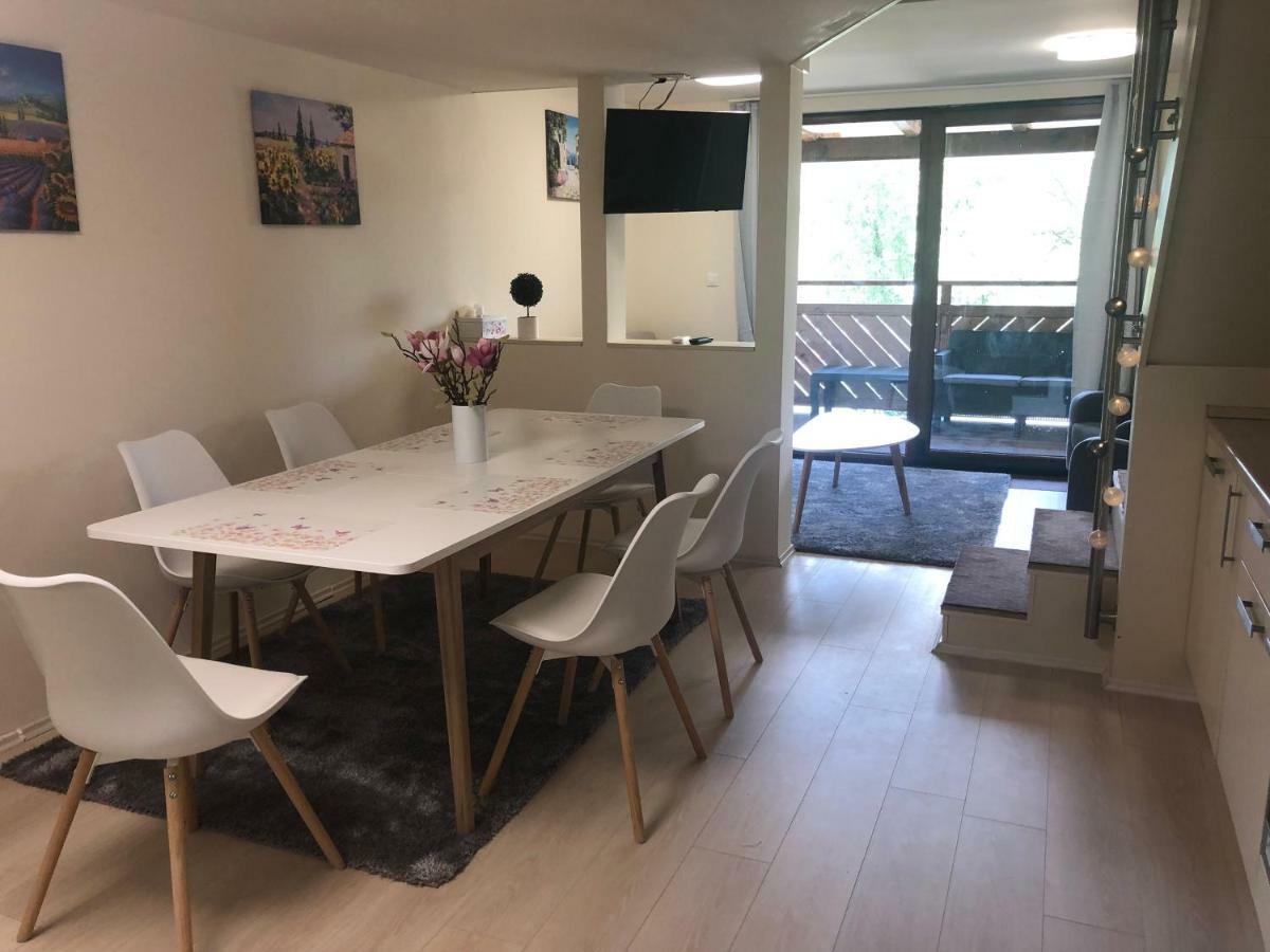 Balatonfůzfő Beachfront Studio Apartman 아파트 호텔 외부 사진