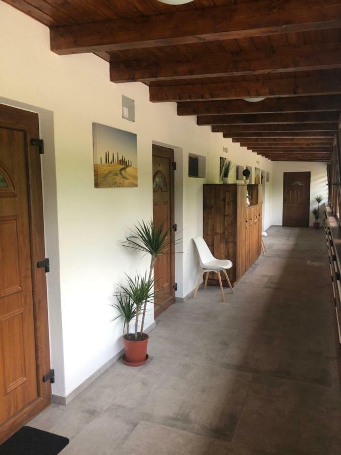 Balatonfůzfő Beachfront Studio Apartman 아파트 호텔 외부 사진