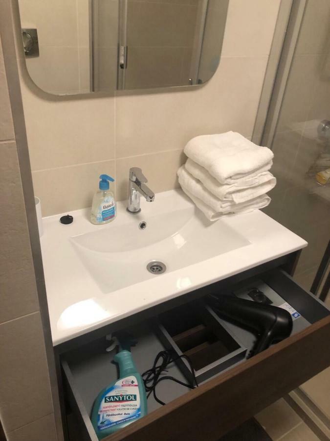 Balatonfůzfő Beachfront Studio Apartman 아파트 호텔 외부 사진