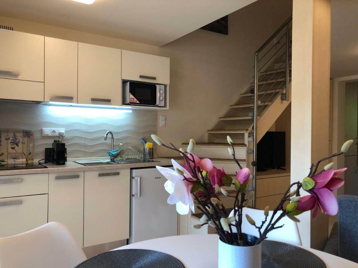 Balatonfůzfő Beachfront Studio Apartman 아파트 호텔 외부 사진